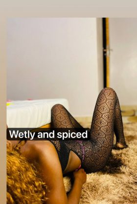 Wetly spiced massage parlor