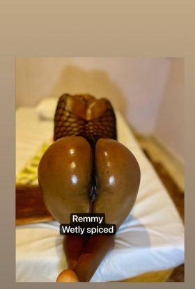Wetly spiced massage parlor